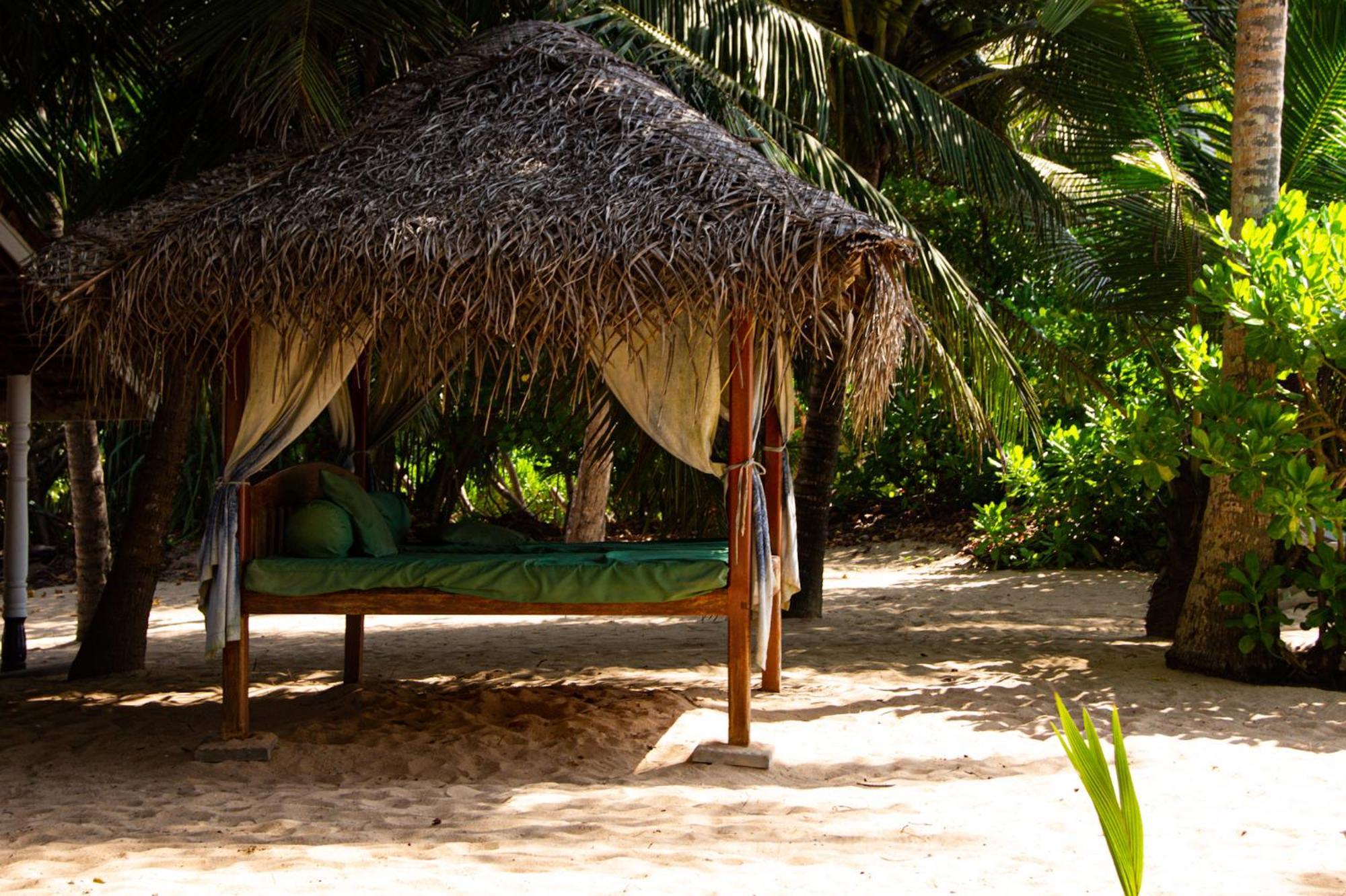 Ibisbird Beach Bungalows, Sport, Spa And Restaurant Tangalle Bagian luar foto