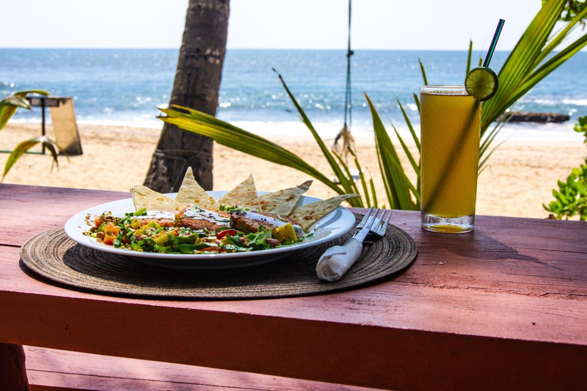 Ibisbird Beach Bungalows, Sport, Spa And Restaurant Tangalle Bagian luar foto