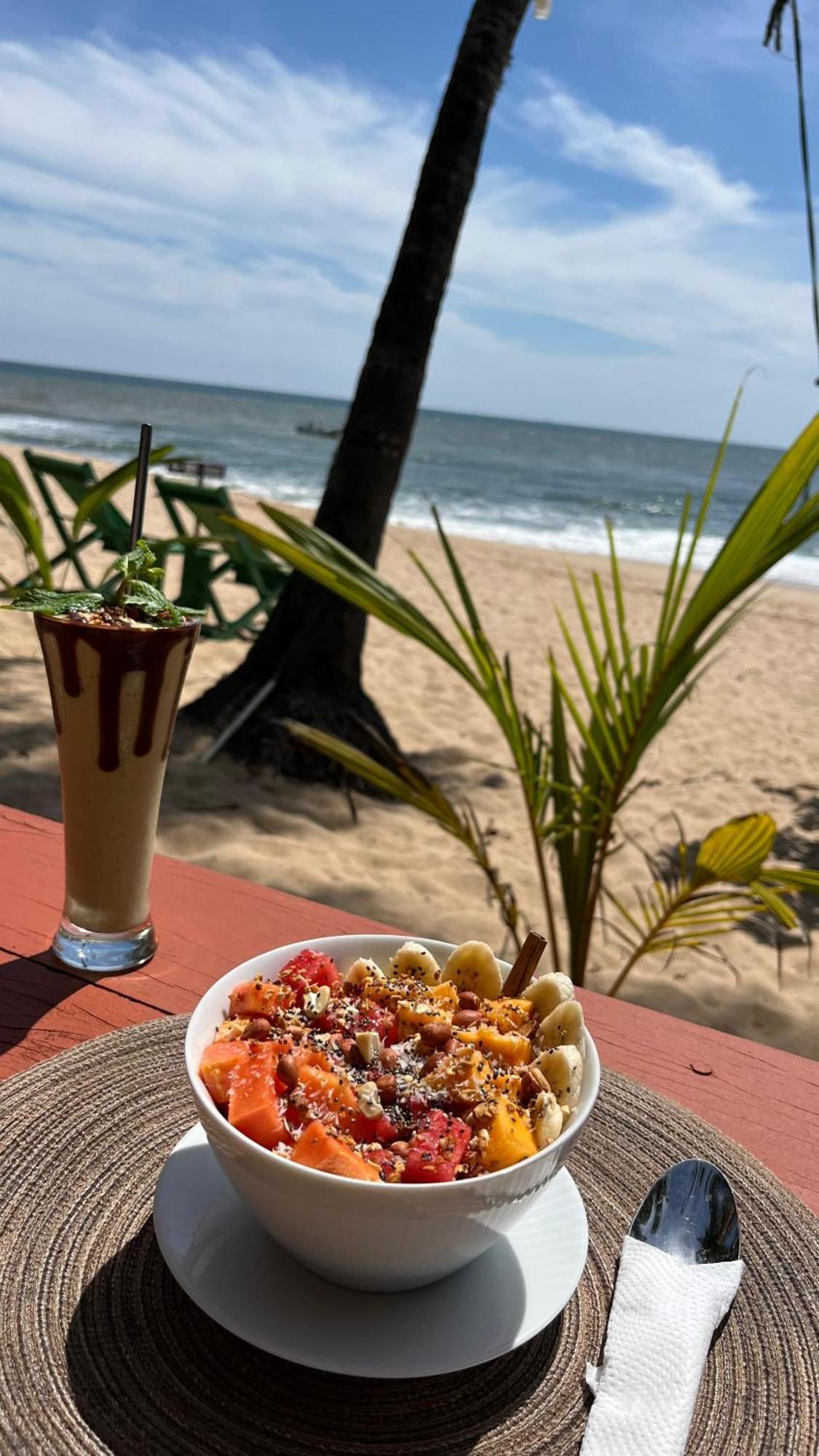 Ibisbird Beach Bungalows, Sport, Spa And Restaurant Tangalle Bagian luar foto
