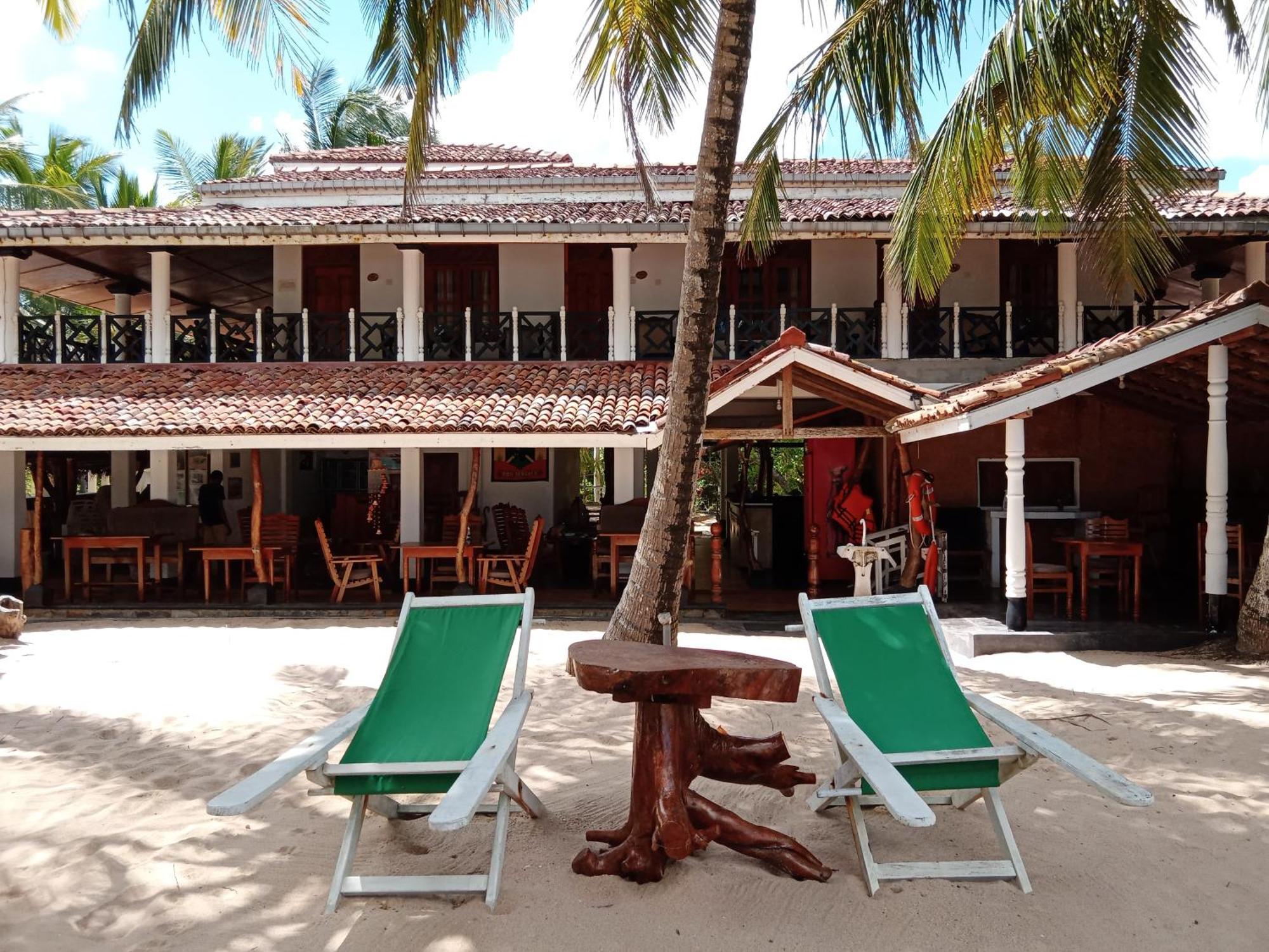 Ibisbird Beach Bungalows, Sport, Spa And Restaurant Tangalle Bagian luar foto