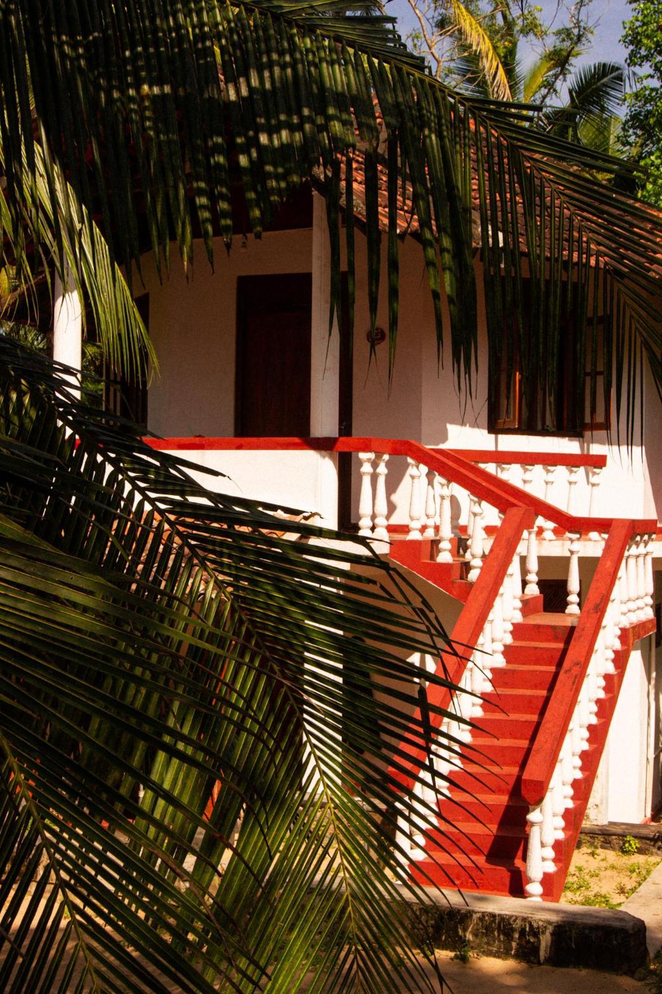 Ibisbird Beach Bungalows, Sport, Spa And Restaurant Tangalle Bagian luar foto