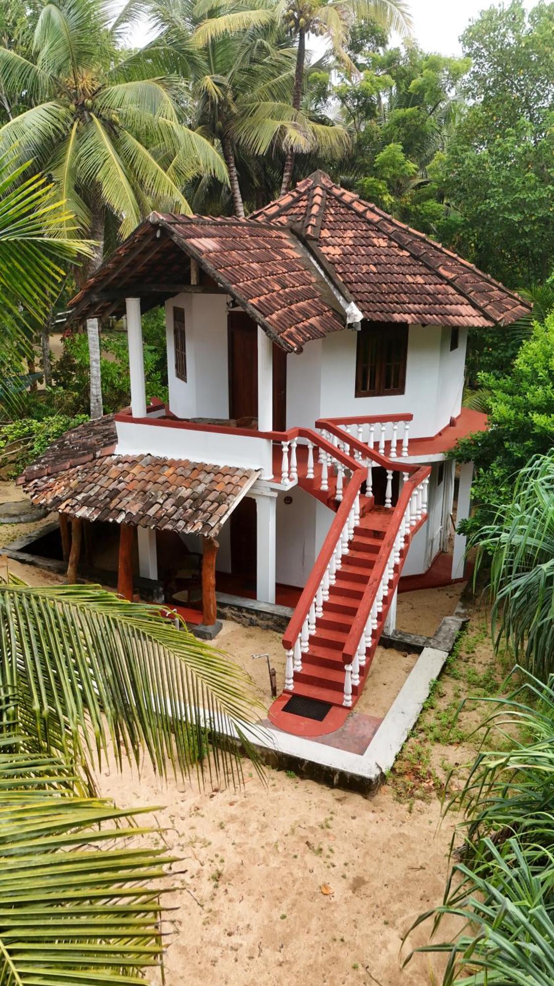Ibisbird Beach Bungalows, Sport, Spa And Restaurant Tangalle Bagian luar foto
